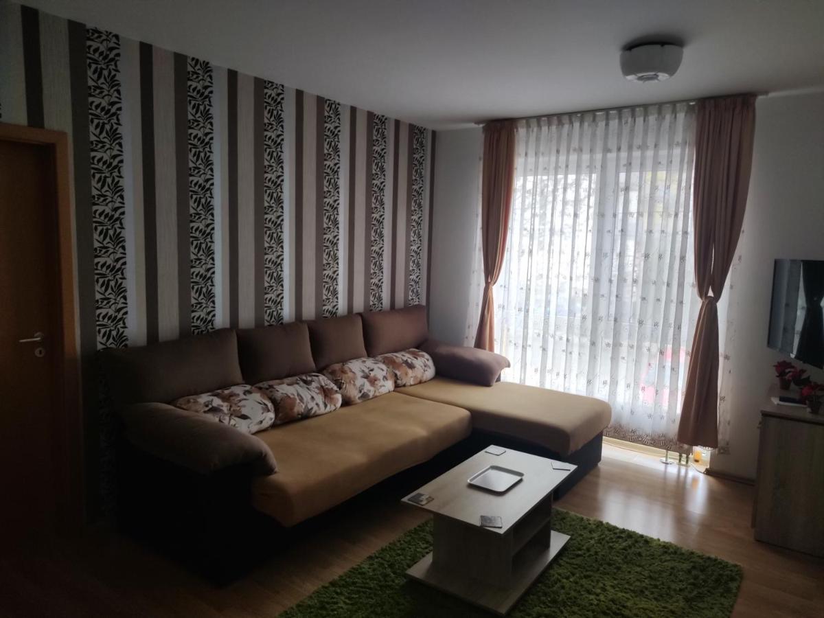 Avantgarden1 .Apartament Lux Braşov Exterior foto